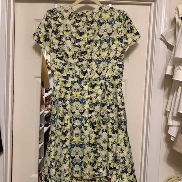 Dress - Picture 2 of 3